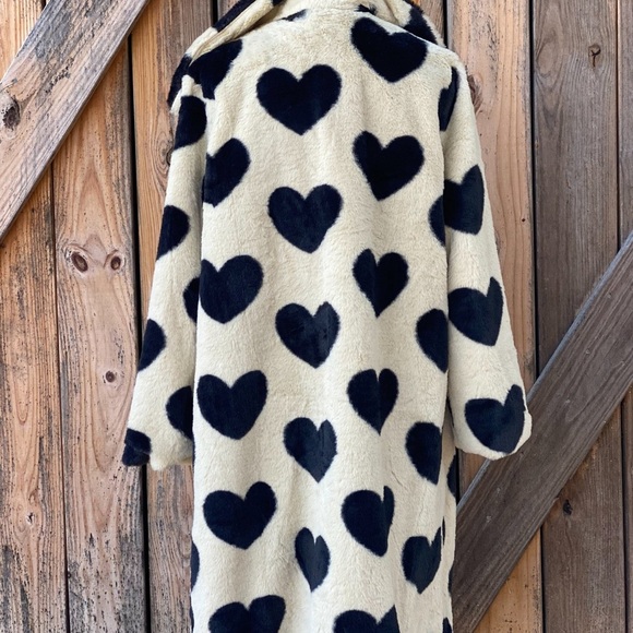 New Black Hearts Pari Faux Fur Lux coat - Picture 6 of 8
